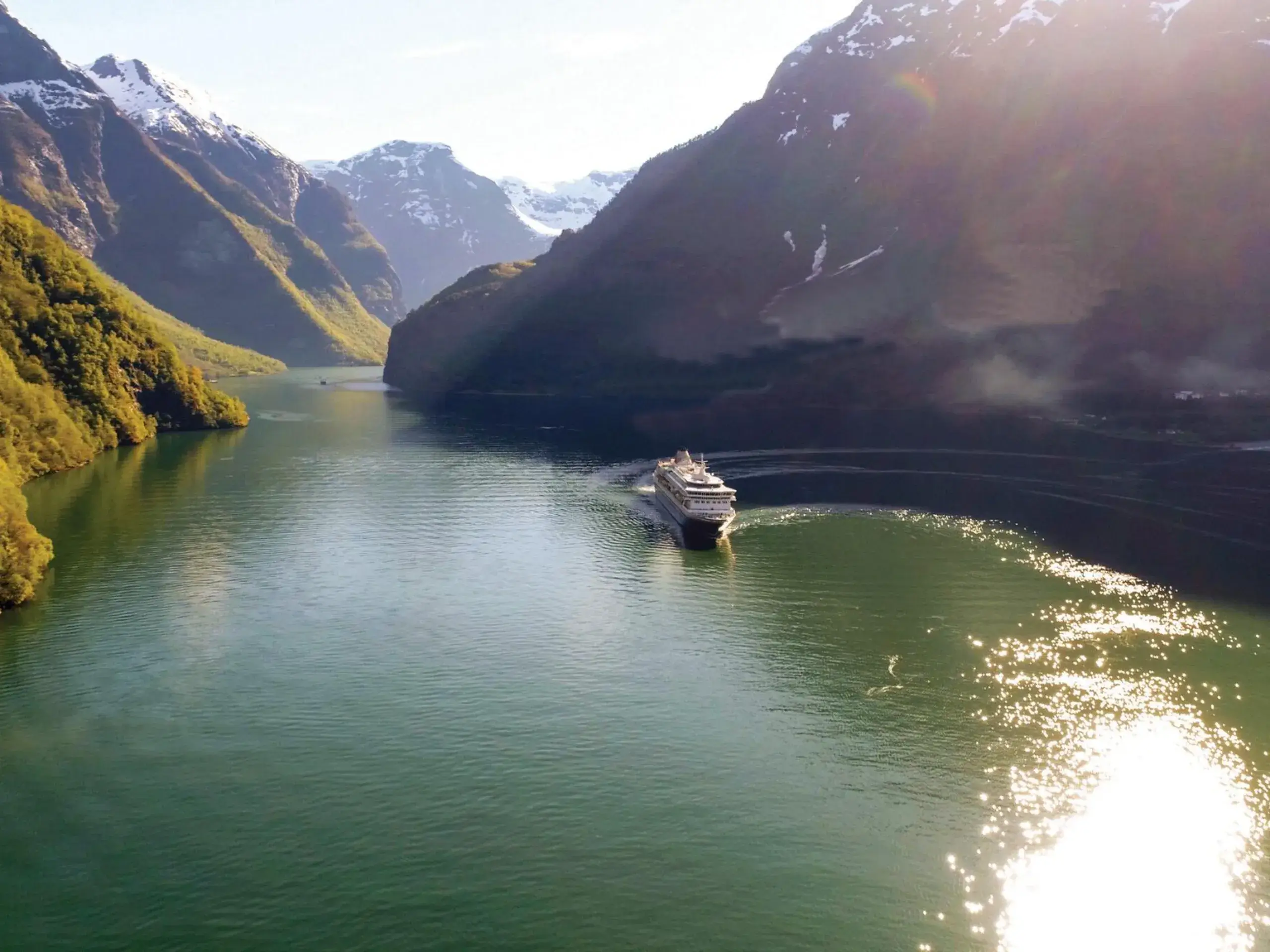 Fred. Olsen Belmoral sailing the Norwegian Fjords